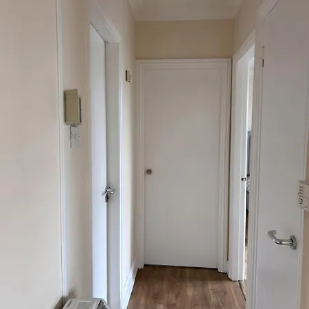 Stylish Temple Bar Penthouse 3-bed With Balcony