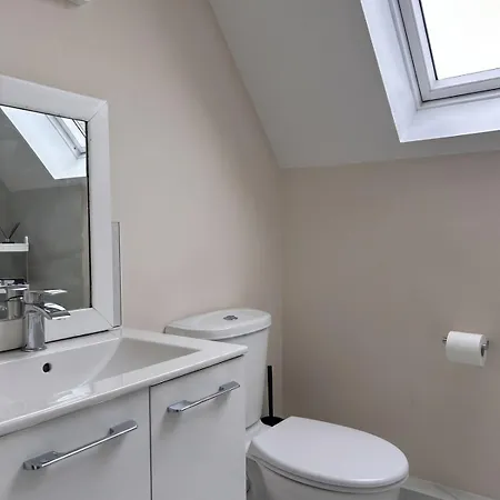 Stylish Temple Bar Penthouse 3-bed With Balcony * Dublin